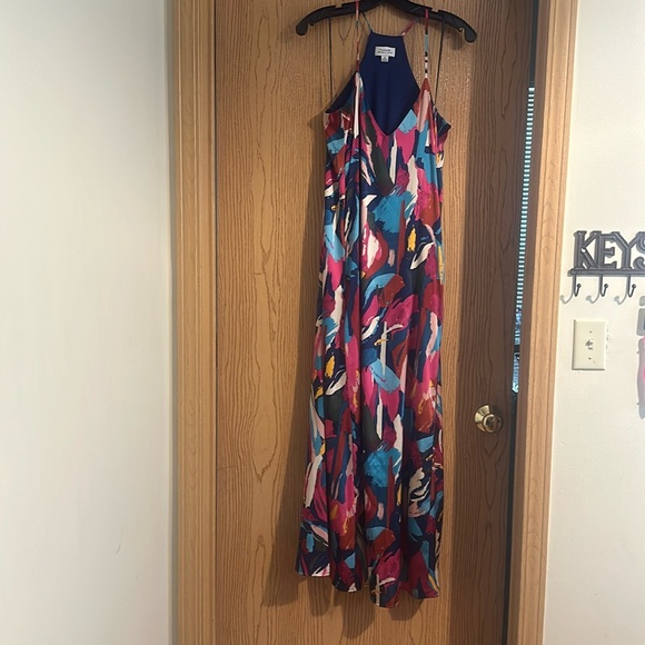 Tahari by Arthur S. Levine Floral Print Maxi Dress - Picture 1 of 9